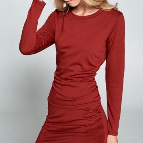 NWT! Boutique Hide Away Wine Midi Dress. - Picture 2 of 4
